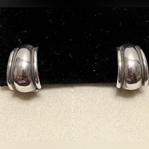 James Avery Retired Christina French Clip Earrings